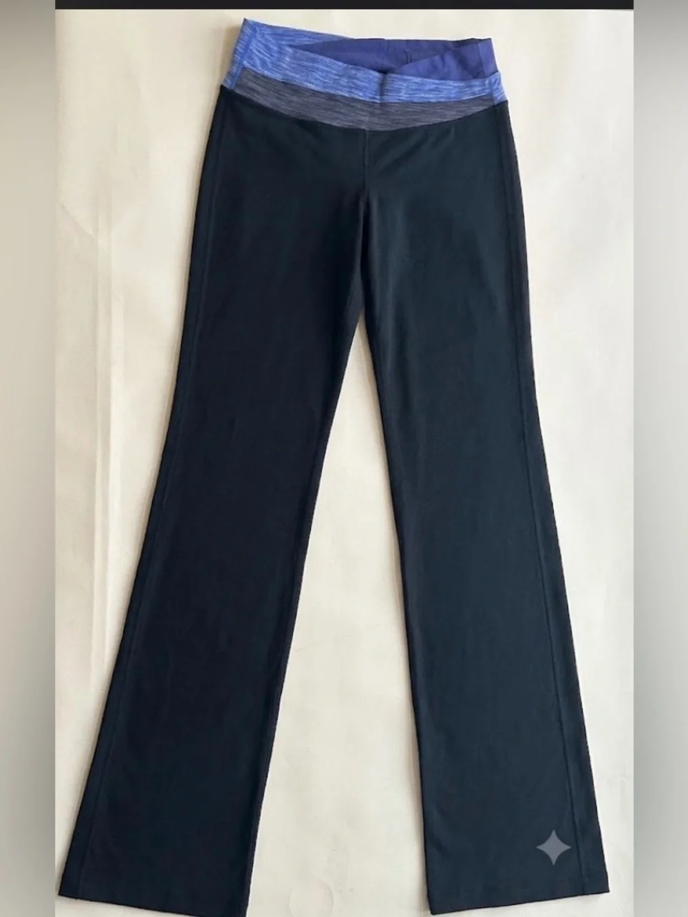lululemon athletica Black Flared Leggings with Blue Waistband size 8
